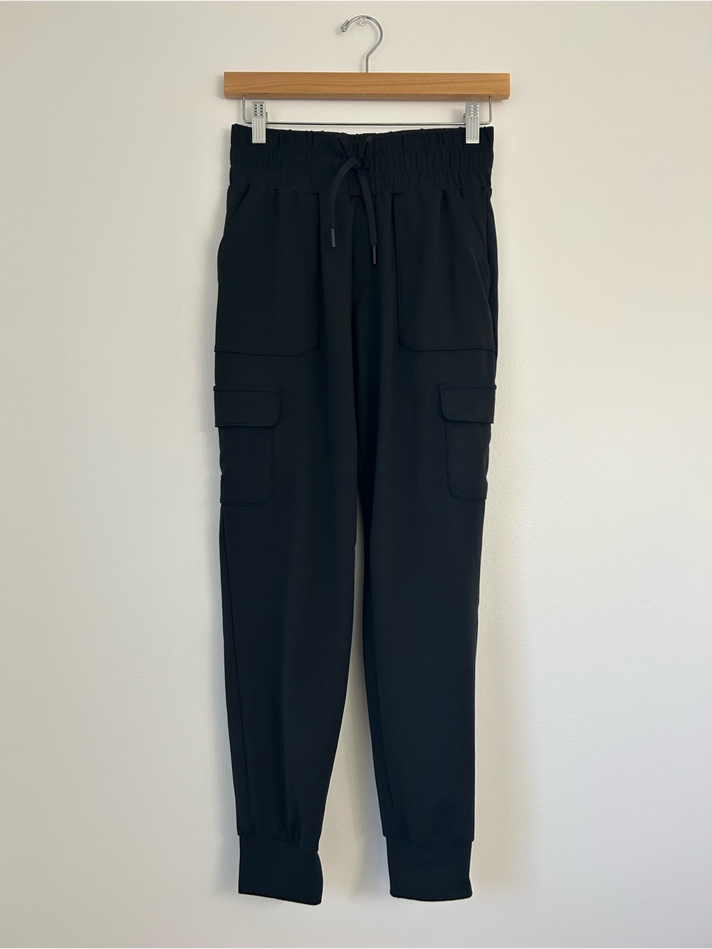 Mondetta Black Drawstring Cargo Joggers | XS
